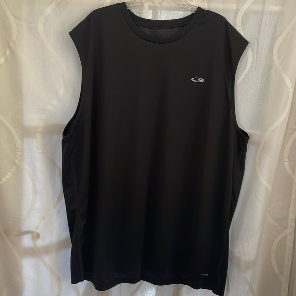 Men’s sleeveless Champion/New Balance workout shirt Bundle